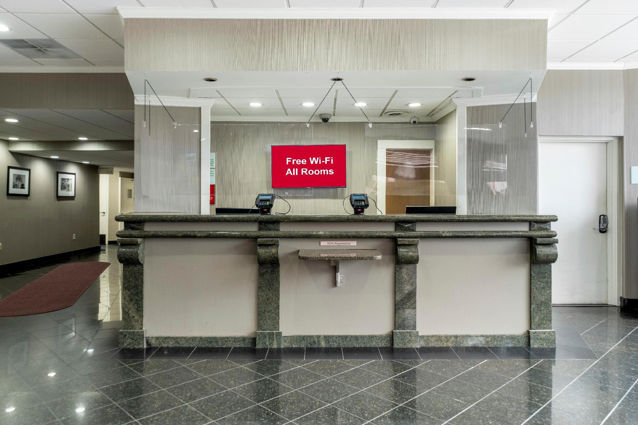 Red Roof Inn Plus Newark Liberty Airport - Carteret Exteriér fotografie