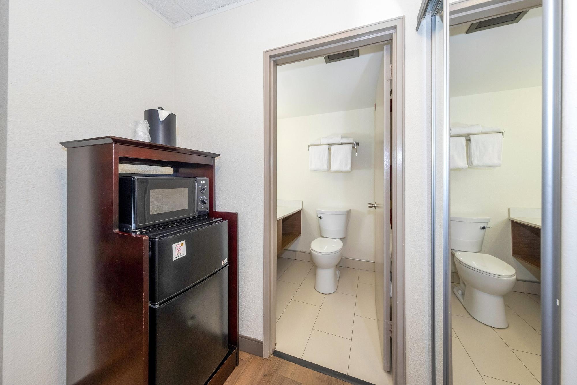 Red Roof Inn Plus Newark Liberty Airport - Carteret Exteriér fotografie